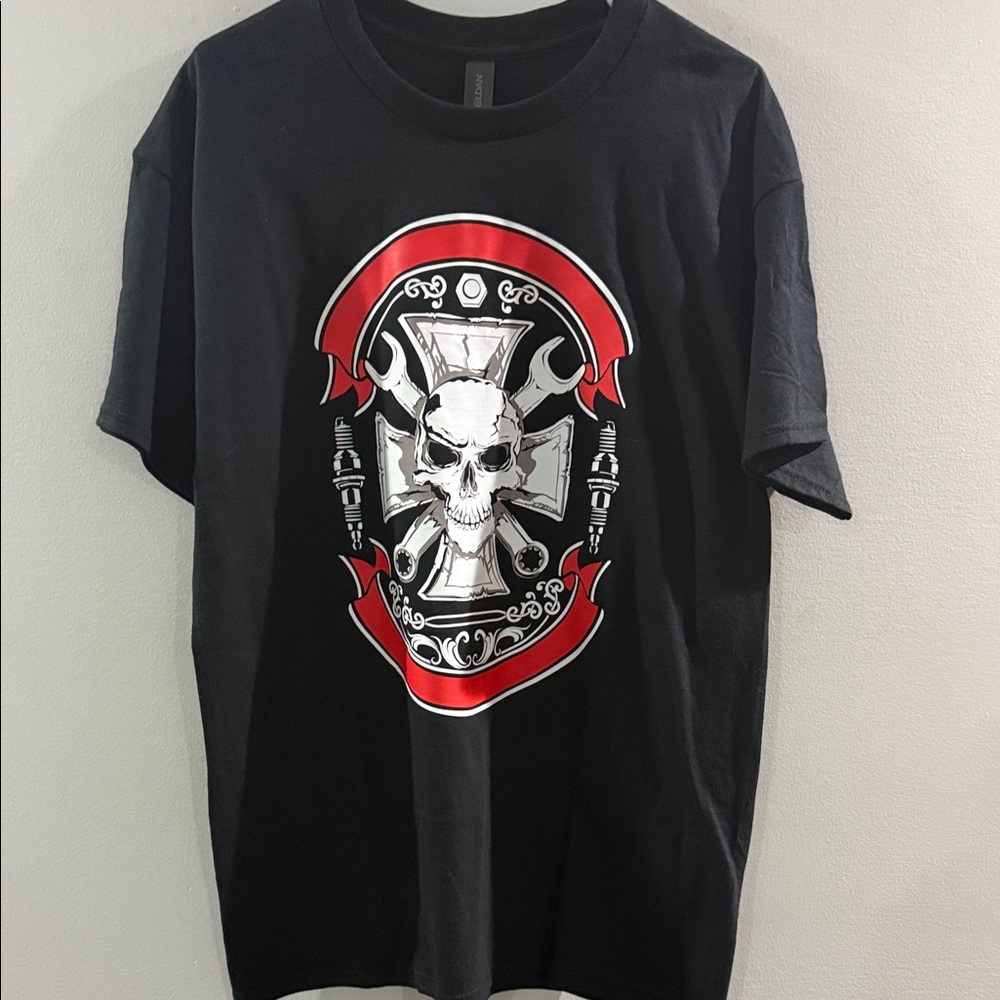 Gildan Black Tee with Red Skull Emblem